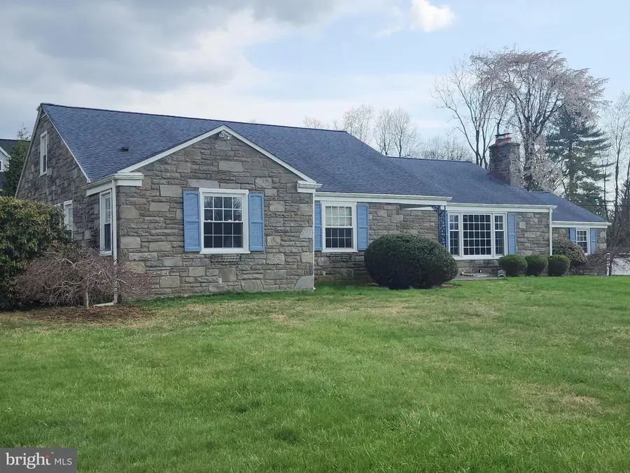 1522 Evergreen Ln, Berwyn, PA 19312 - #2