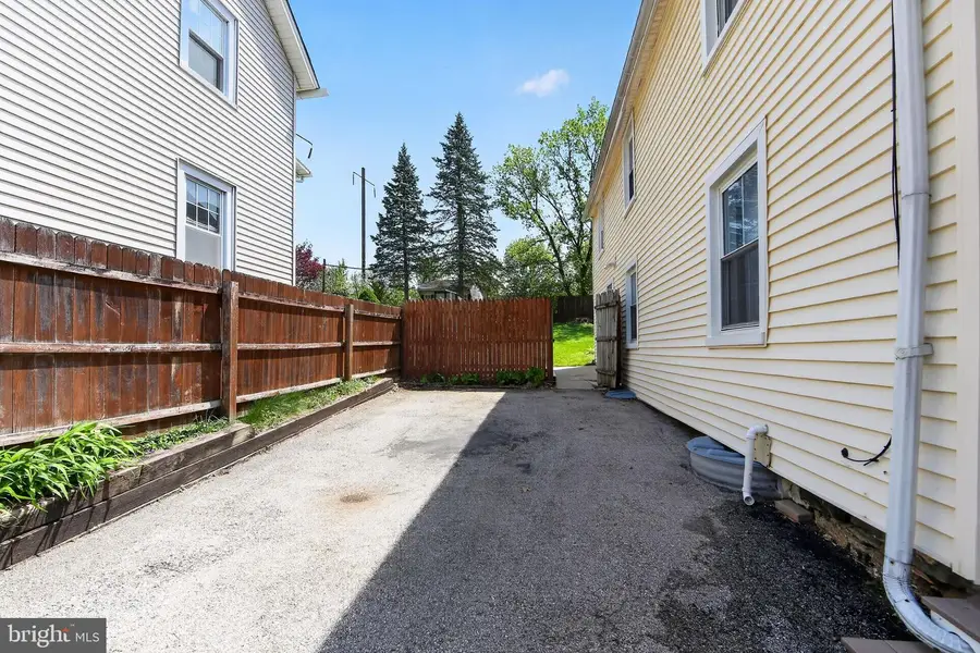 22 W Broad St, Malvern, PA 19355 - #3