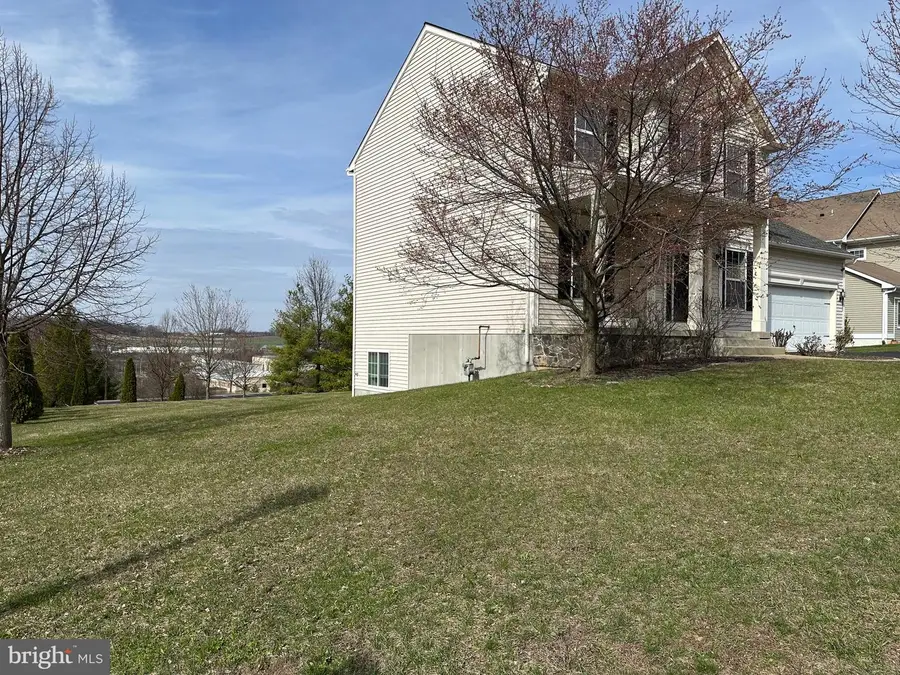 279 Merwood Dr, Morgantown, PA 19543 - #3