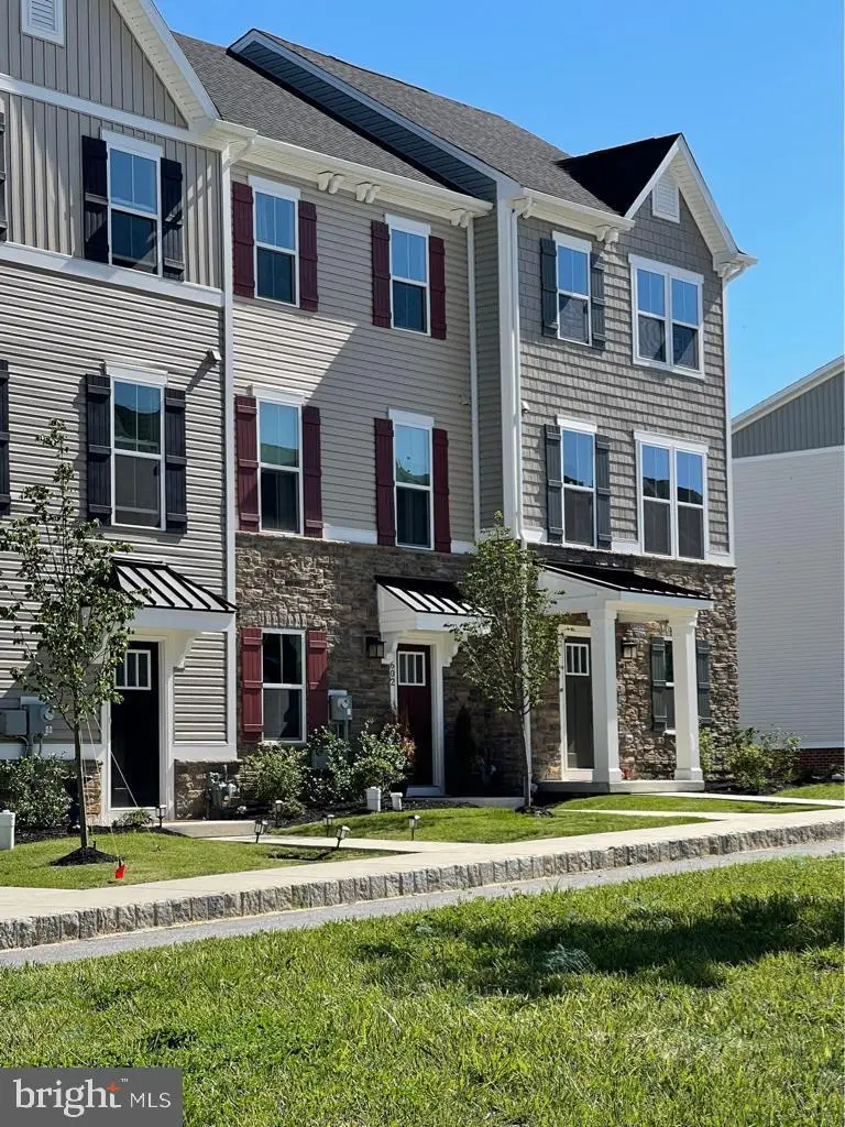 602 Holywell Dr, Malvern, PA 19355 - #2