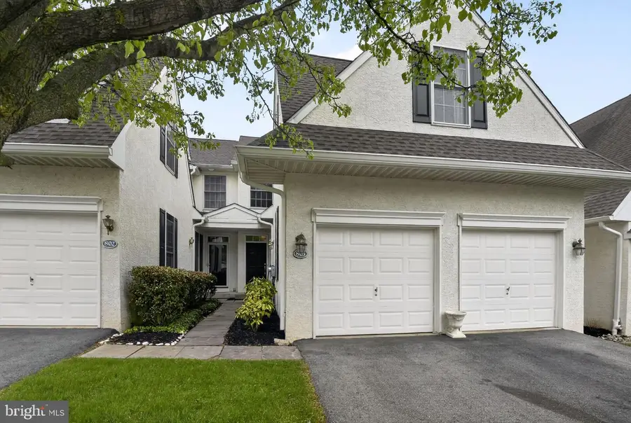 803 Whispering Brooke Dr, Newtown Square, PA 19073 - #2