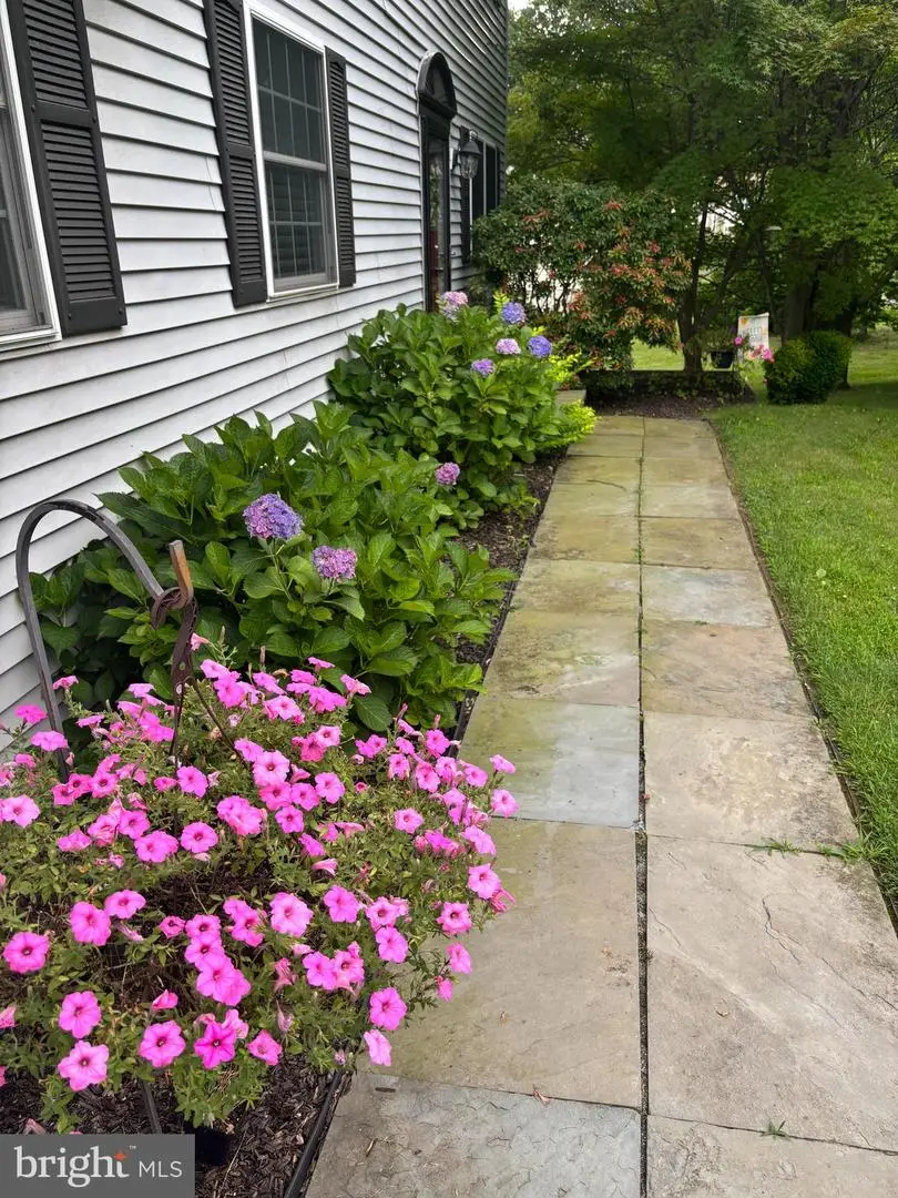 22 Hillcrest Dr, Downingtown, PA 19335 - #2