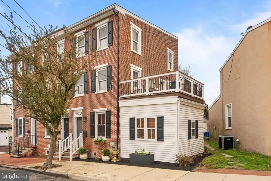214 N Franklin St, West Chester, PA 19380 - #3