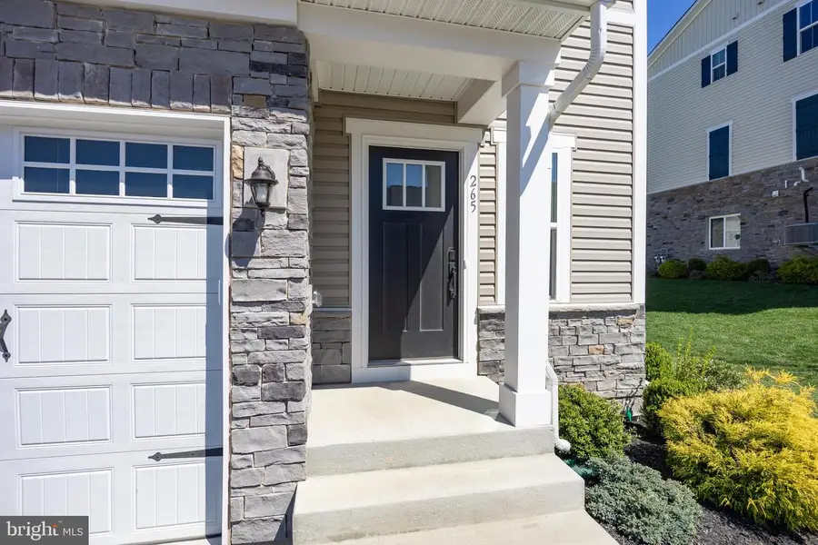 265 Chase Dr, Downingtown, PA 19335 - #2