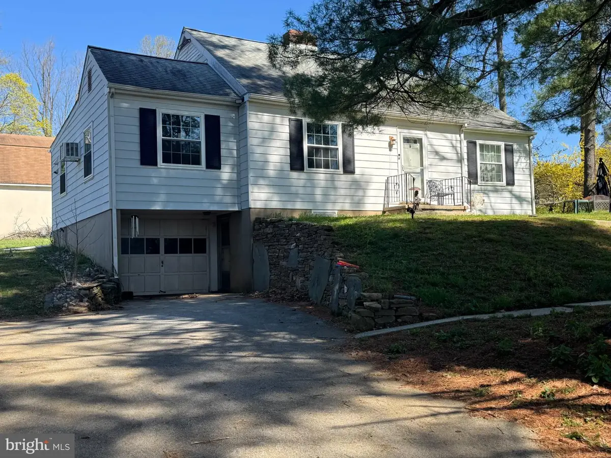 819 W Miner St, West Chester, PA 19382 - #1