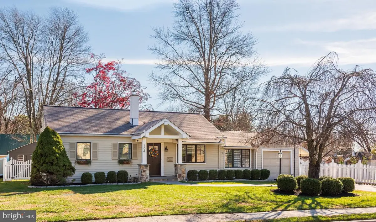 104 Gable Rd, Paoli, PA 19301 - #1