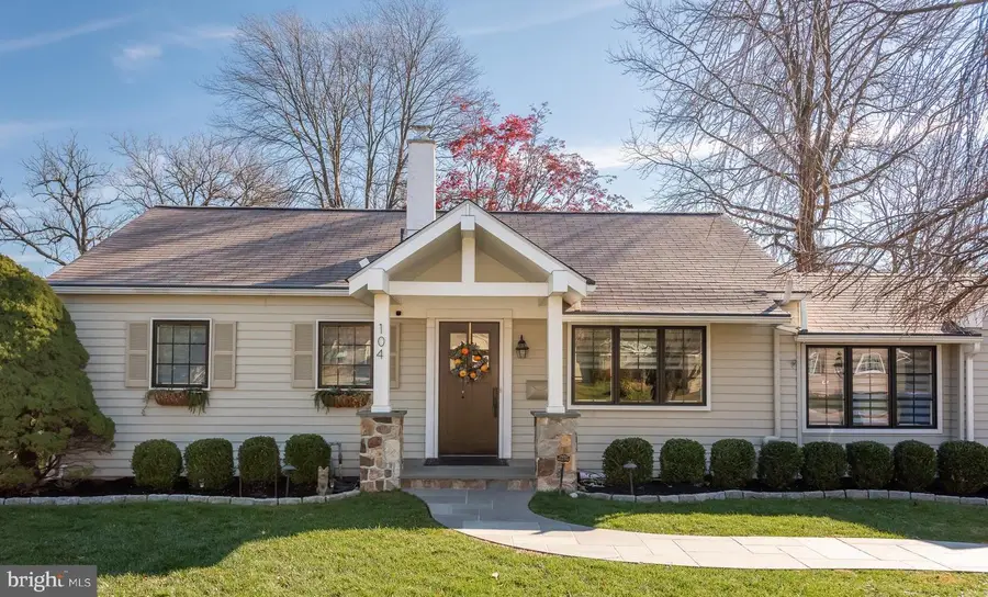 104 Gable Rd, Paoli, PA 19301 - #2