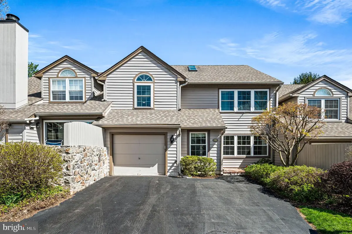 28 Manchester Ct #28, Berwyn, PA 19312 - #1