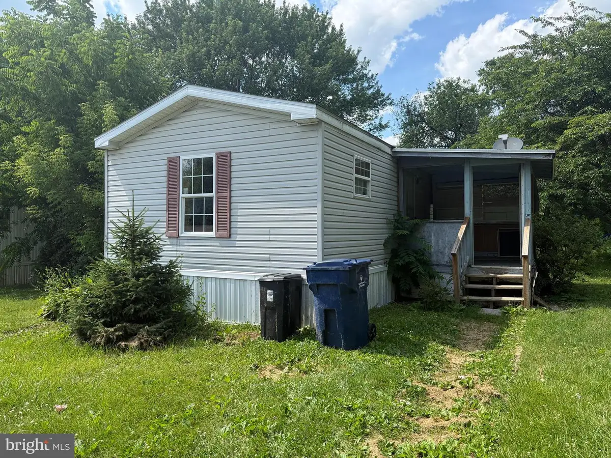 500 Lissie Ln, Coatesville, PA 19320 - #1