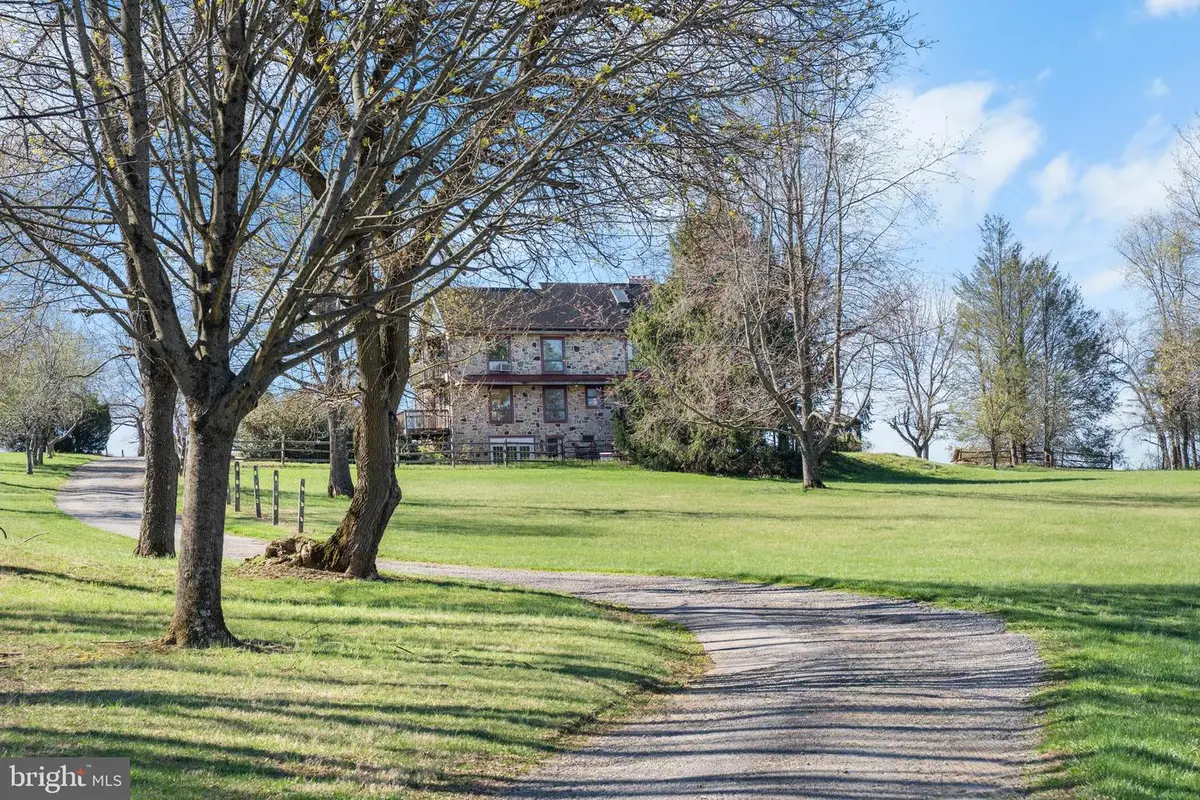 1728 Valley Ln, Chester Springs, PA 19425 - #1