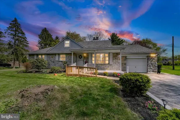 2 Marian Rd, PHOENIXVILLE, PA 19460