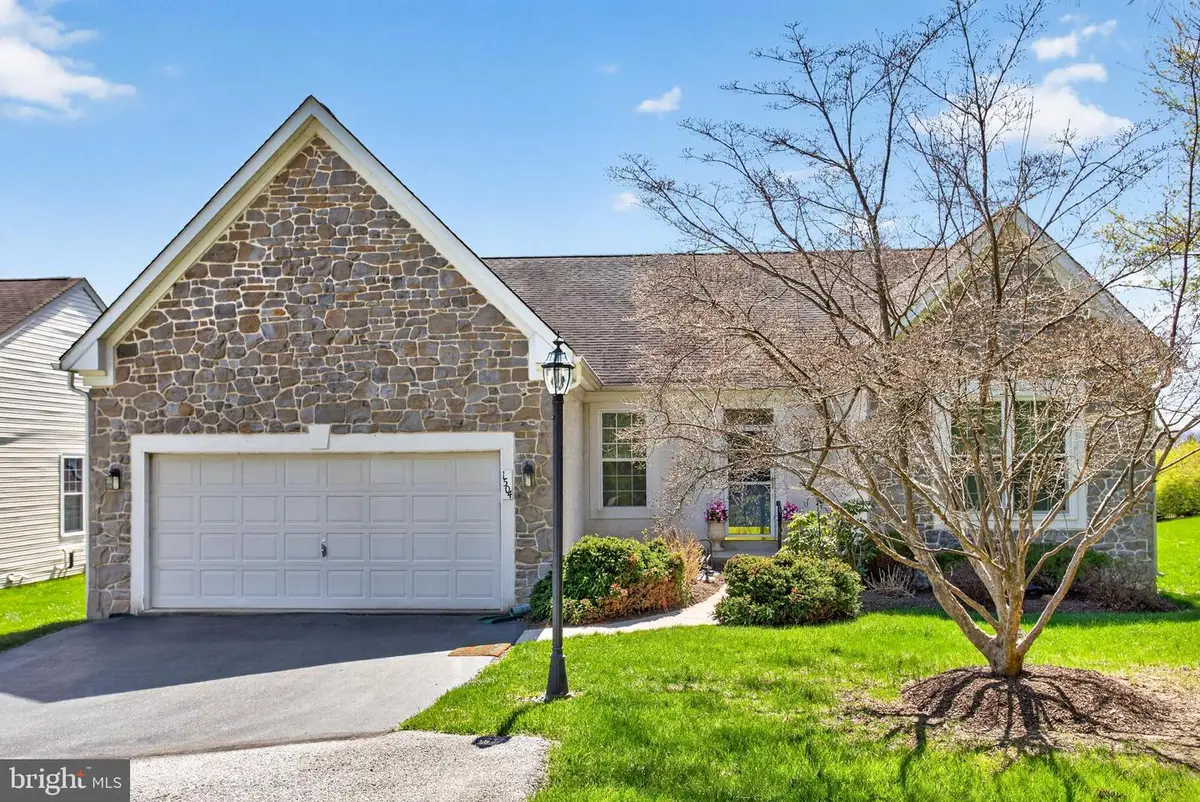 1504 Iron Horse Ct, Downingtown, PA 19335 - #1