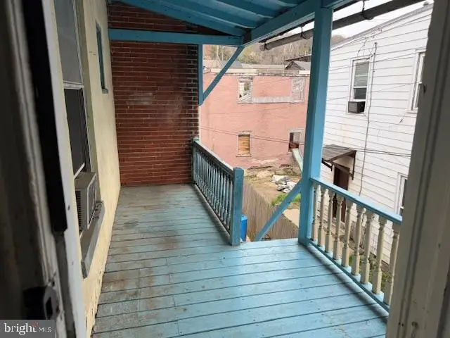251 E Chestnut St, Coatesville, PA 19320 - #2