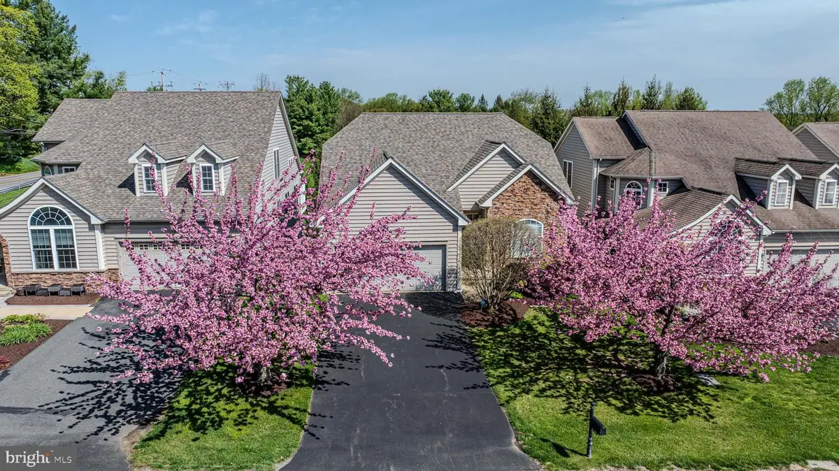 103 Pine Valley Dr, Avondale, PA 19311 - #1