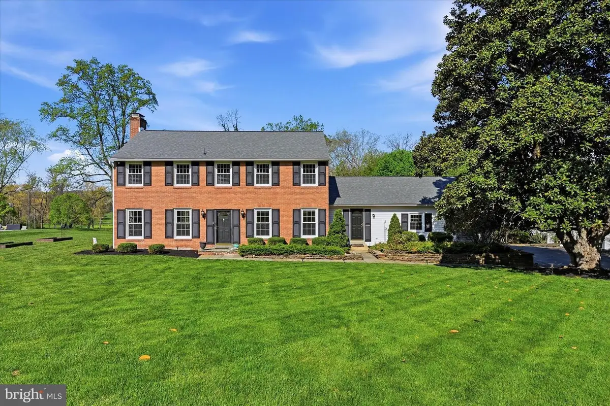 1071 Squire Cheney Dr, West Chester, PA 19382 - #1