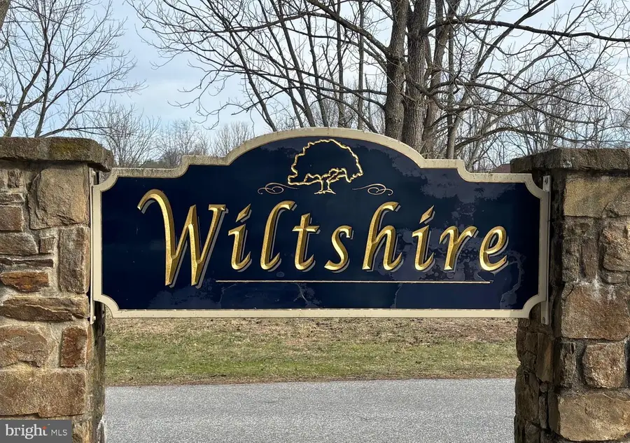 219 Wiltshire Dr, Kennett Square, PA 19348 - #2