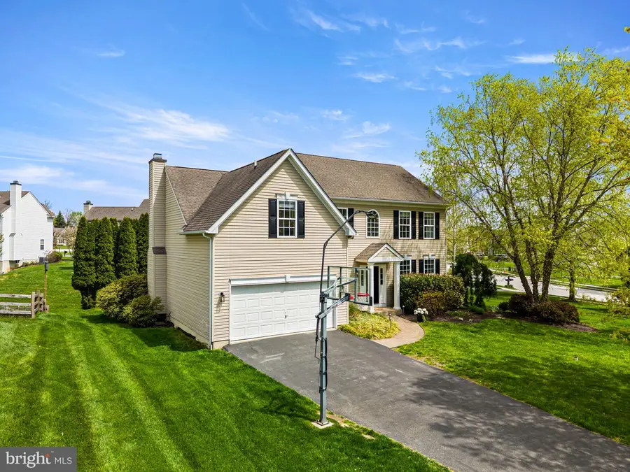 205 Hidden Creek Dr, Downingtown, PA 19335 - #2