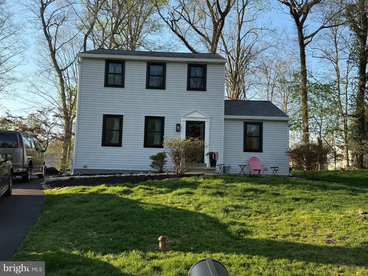 711 Marple Dr, West Chester, PA 19382 - #1