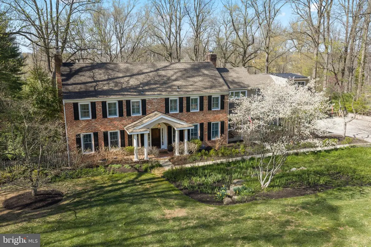 11 Foxchase Rd, Malvern, PA 19355 - #1