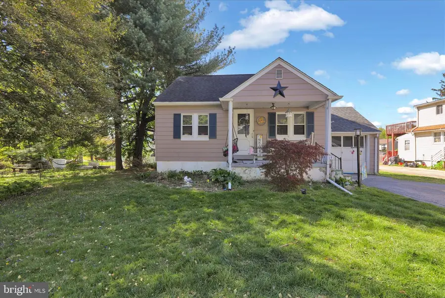 3810 Humpton Rd, Downingtown, PA 19335 - #2