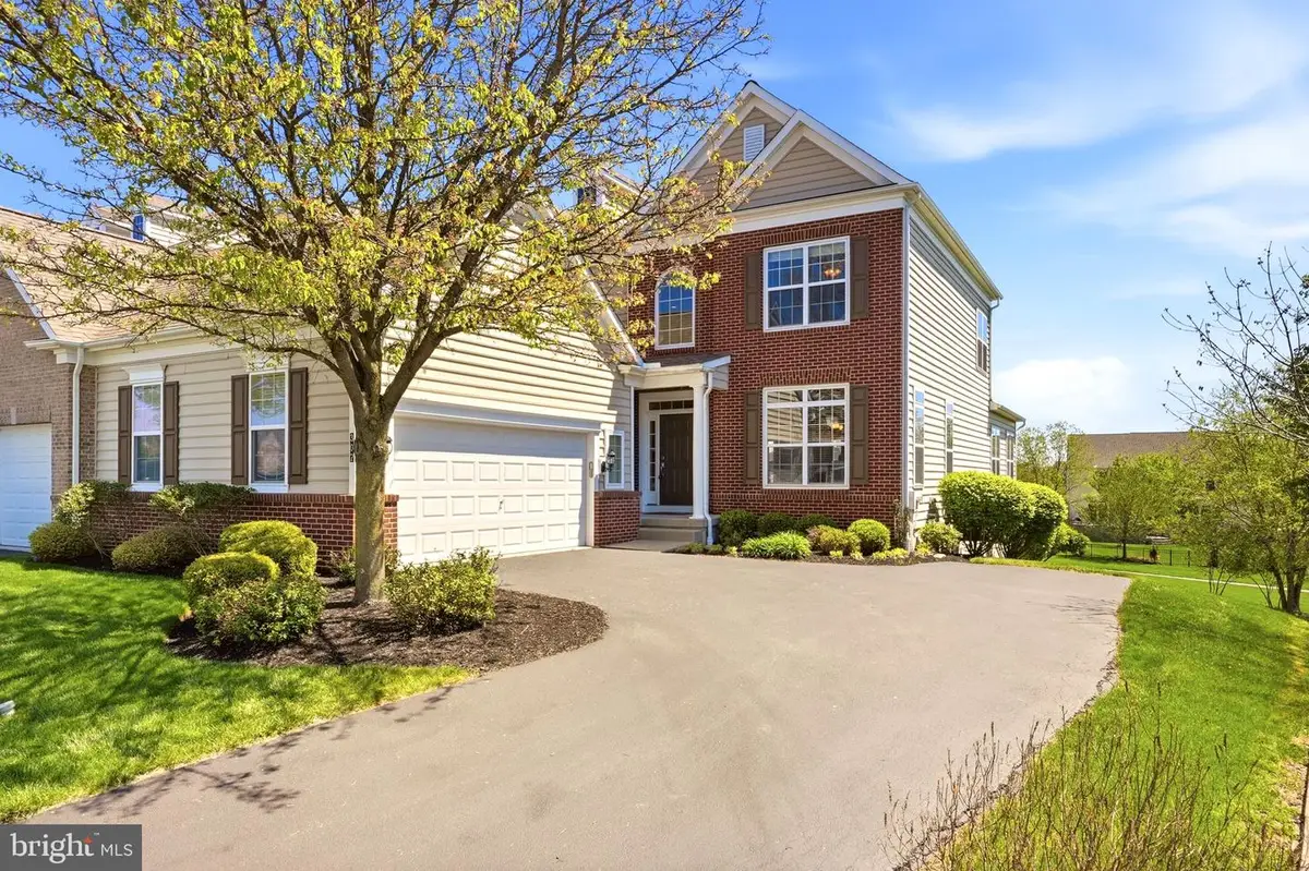 307 S Caldwell Cir, Downingtown, PA 19335 - #1