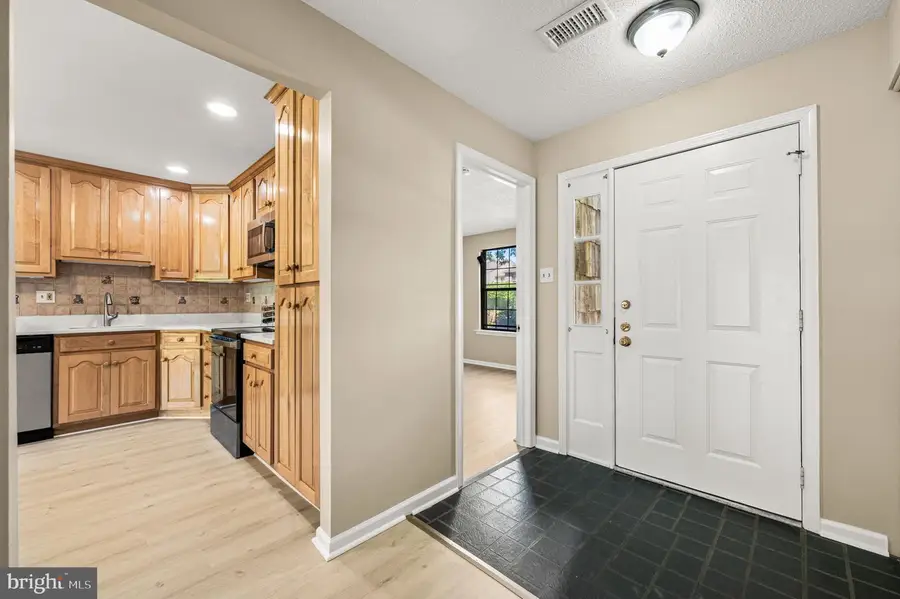 112 Chase Rd #106, Chesterbrook, PA 19087 - #2