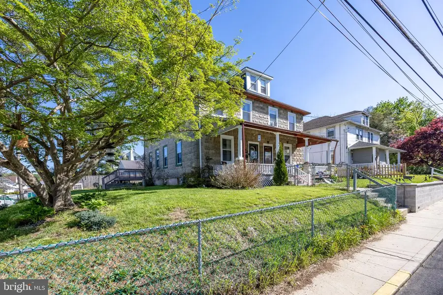147 W Summit Ave, West Grove, PA 19390 - #2