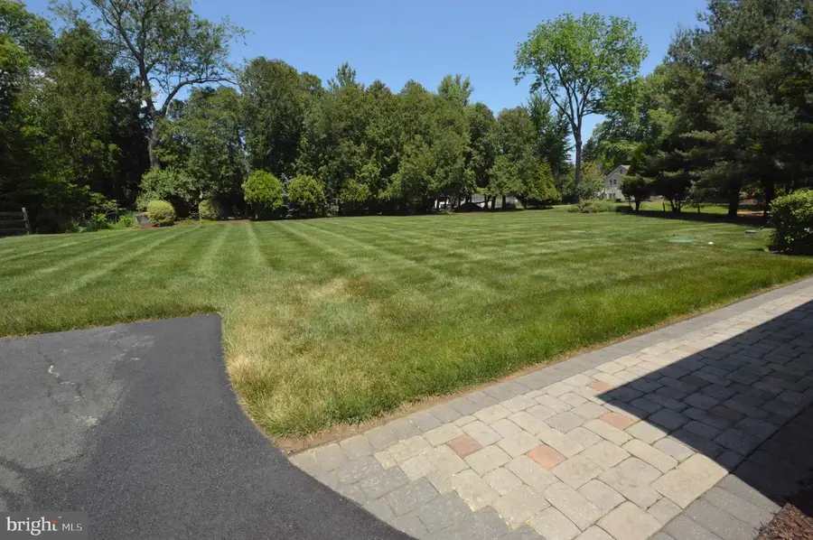 2 Montbard Dr, Chadds Ford, PA 19317 - #3