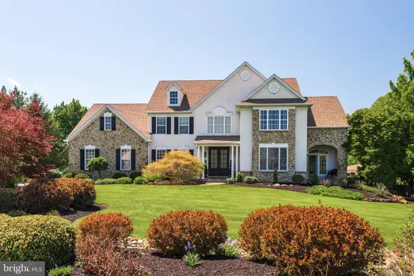 93 Hearthstone Cir, PHOENIXVILLE, PA 19460