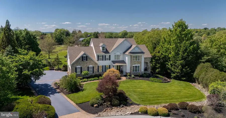 93 Hearthstone Cir, Phoenixville, PA 19460 - #3