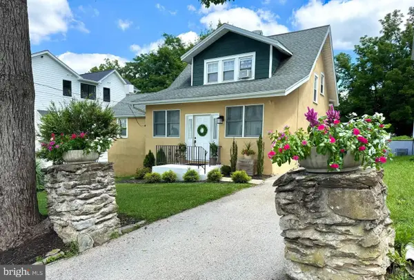 971 Henry Ave, WAYNE, PA 19087