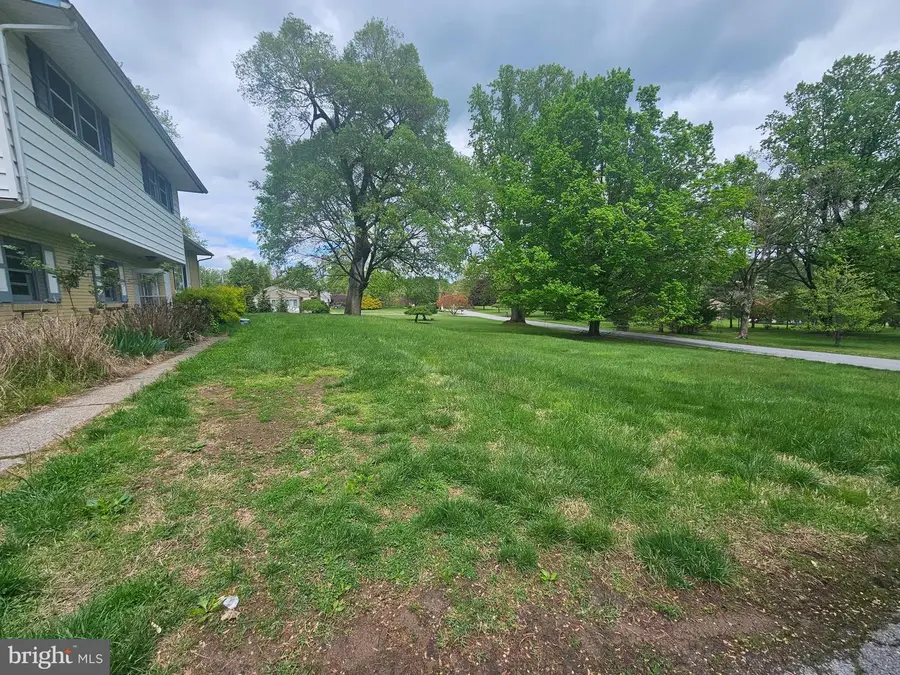 1256 Surrey Rd, West Chester, PA 19382 - #3