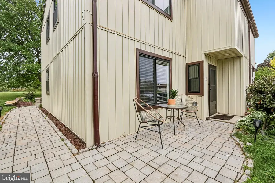 33 Hastings Ct #33, Downingtown, PA 19335 - #3
