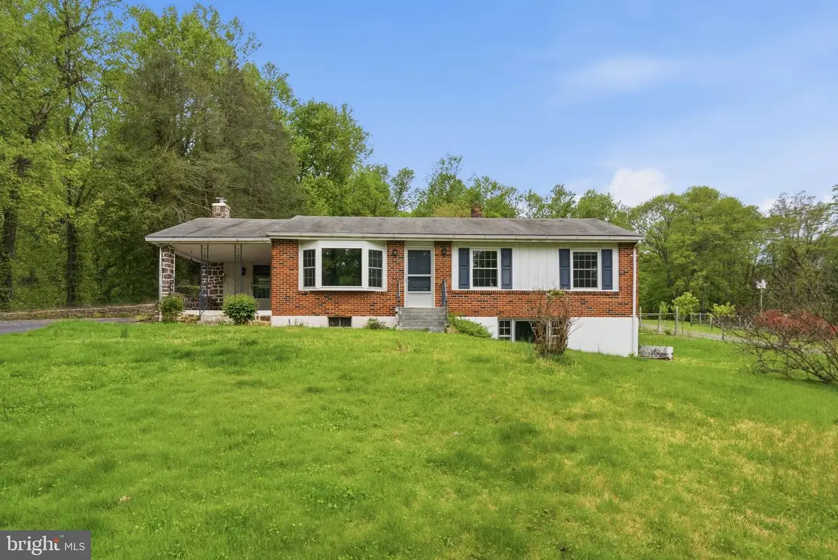 1975 Coventryville Rd, Pottstown, PA 19465 - #1
