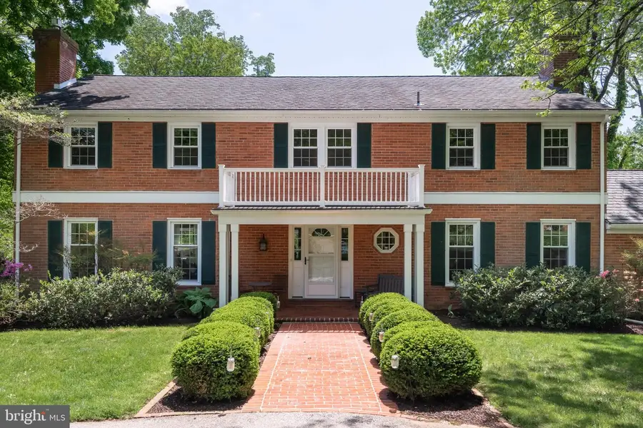 2063 Fox Creek Rd, Berwyn, PA 19312 - #2