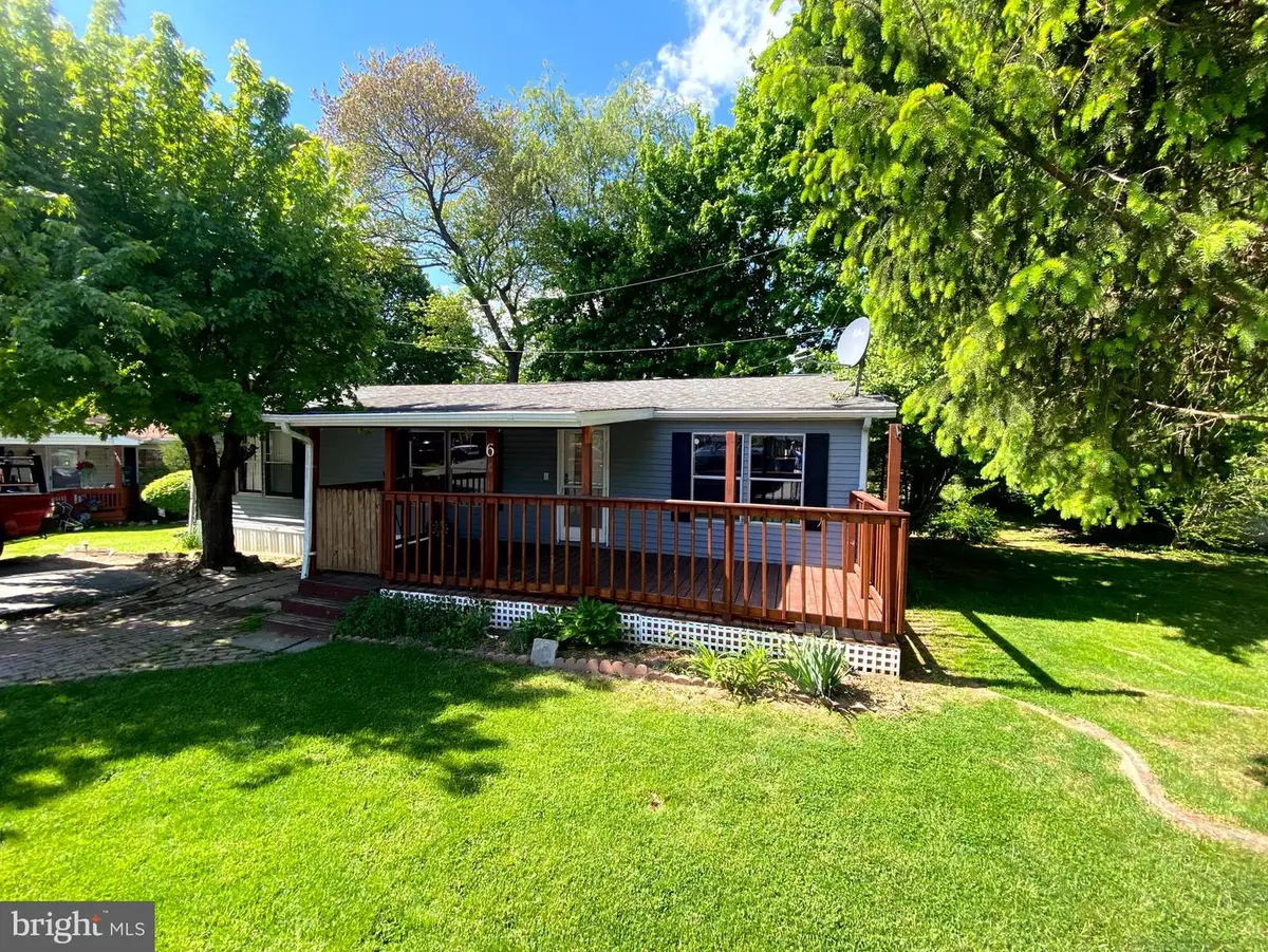 6 Londonderry Ct, Cochranville, PA 19330 - #1