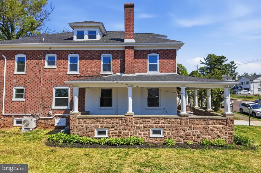 440 N Penn St, Spring City, PA 19475 - #3