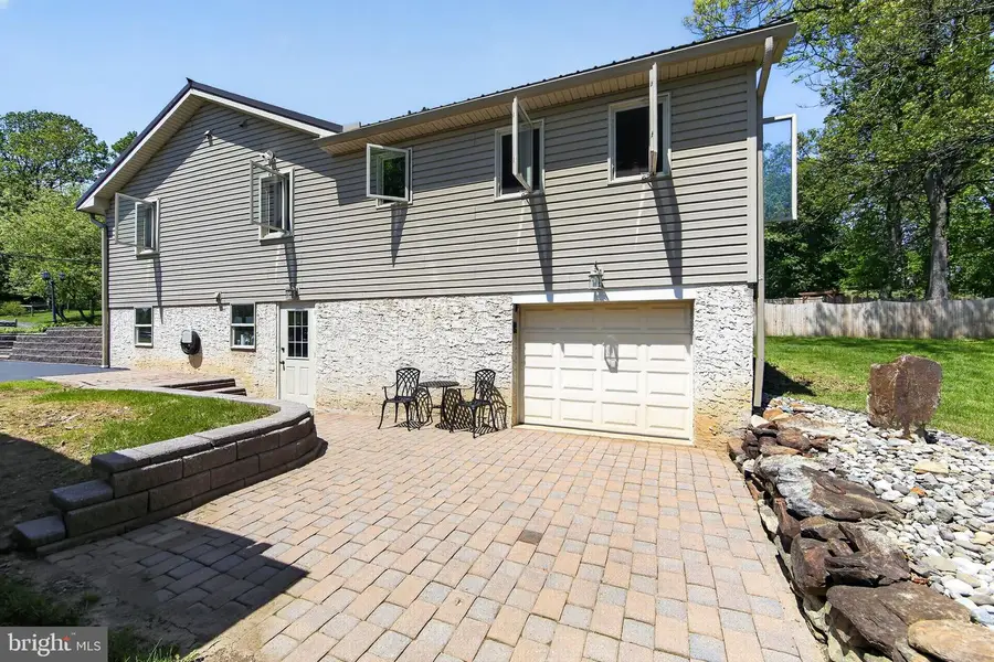215 N Limestone Rd, Parkesburg, PA 19365 - #3