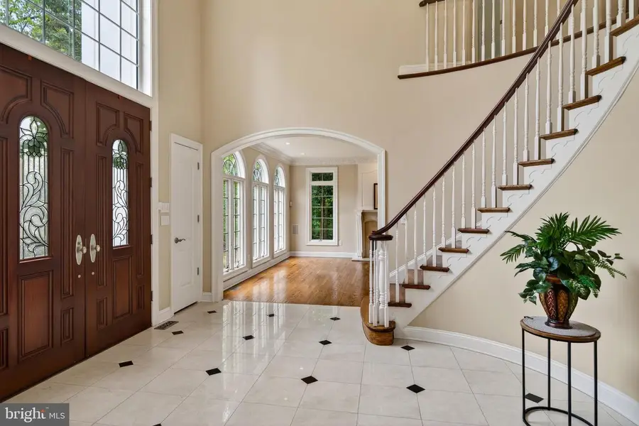606 Longchamps Dr, Devon, PA 19333 - #3
