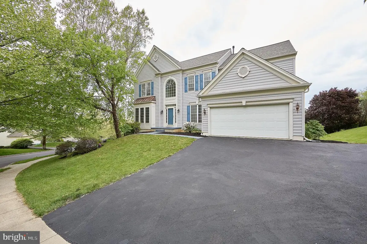 184 Magnolia Dr, Chester Springs, PA 19425 - #1