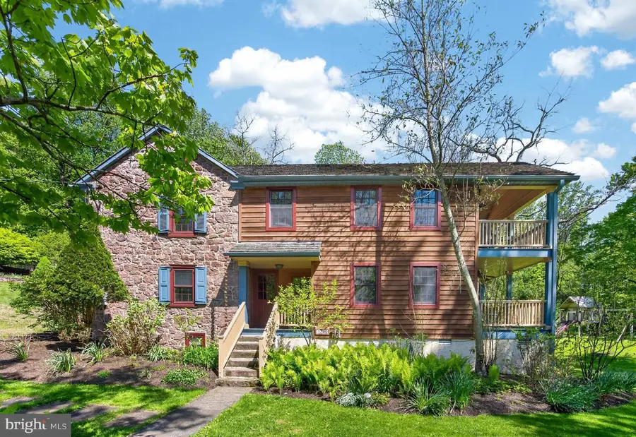 1790 Fernbrook Ln, Pottstown, PA 19465 - #2