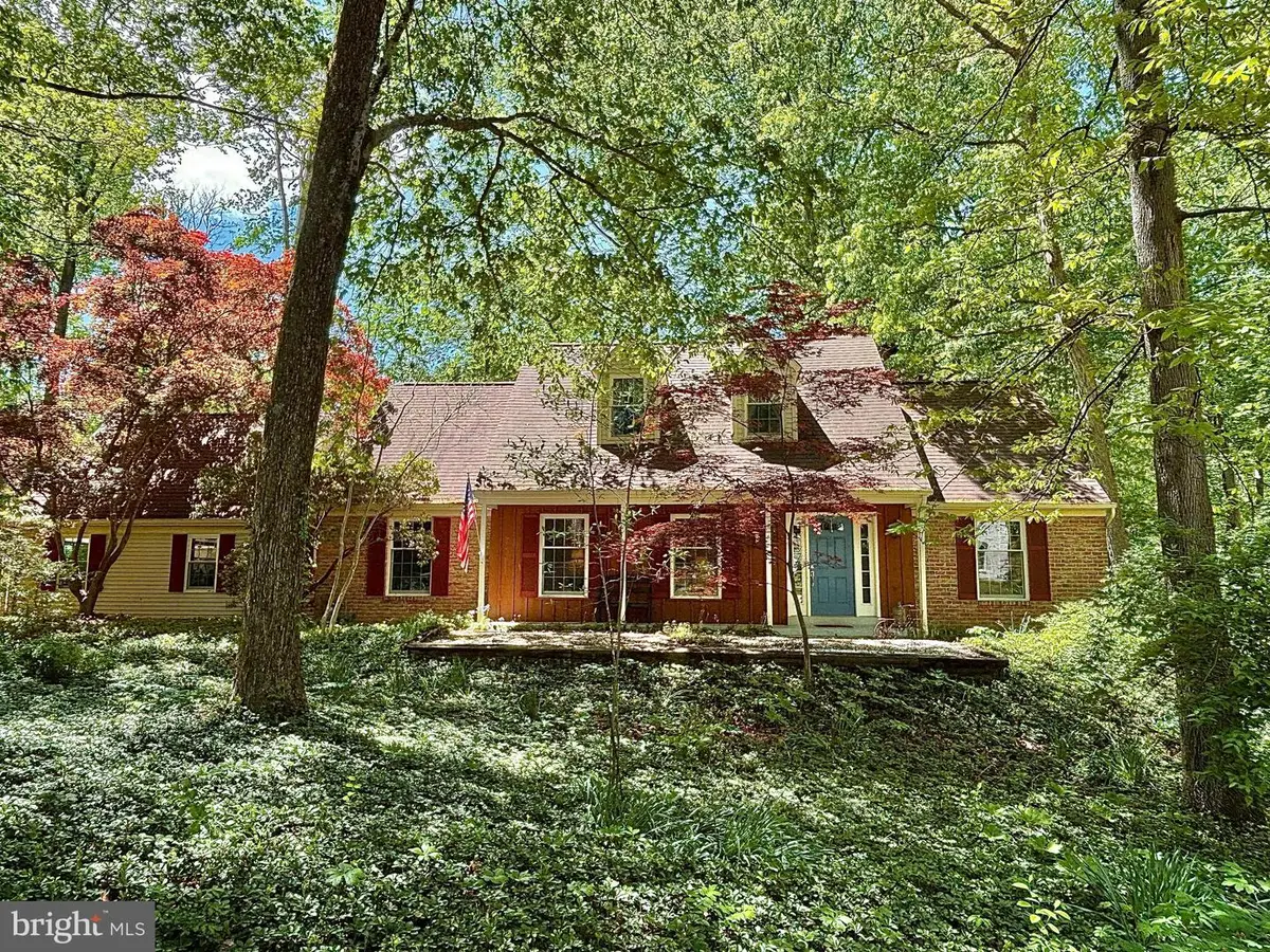 829 Nathan Hale Dr, West Chester, PA 19382 - #1