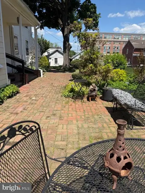 335 W Miner St, West Chester, PA 19382 - #3