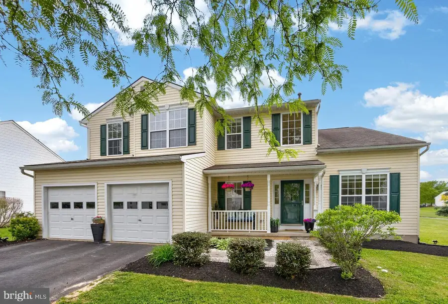 25 N Danbury Cir, Coatesville, PA 19320 - #3