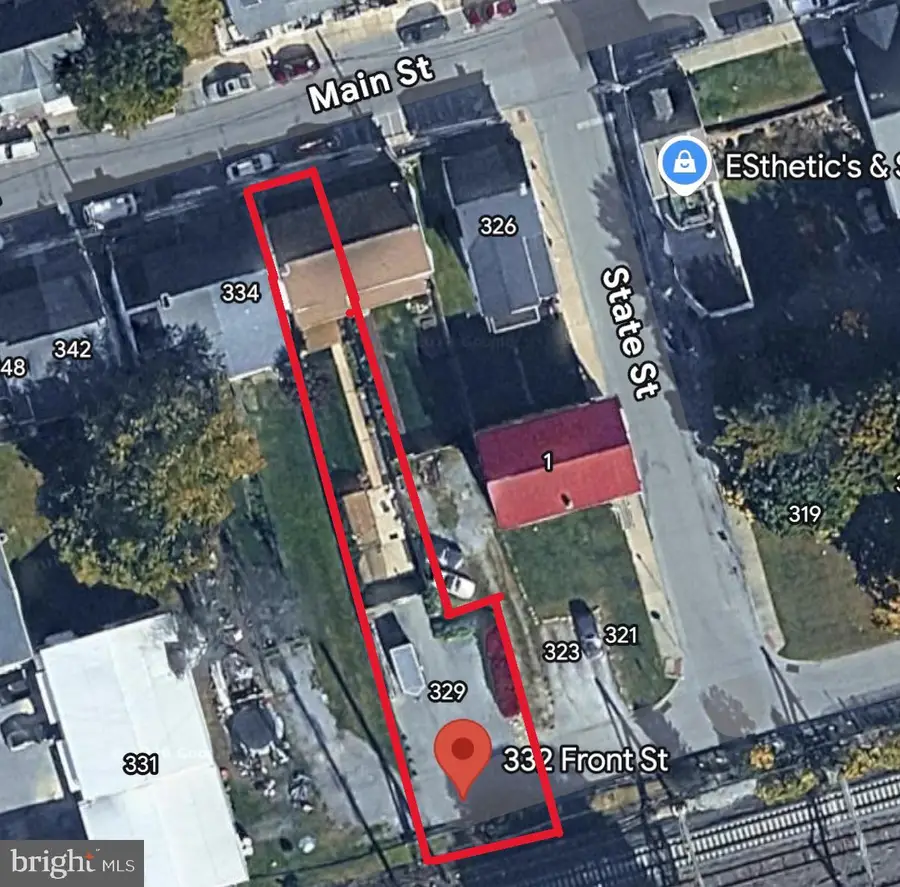 329 Front St, Parkesburg, PA 19365 - #2