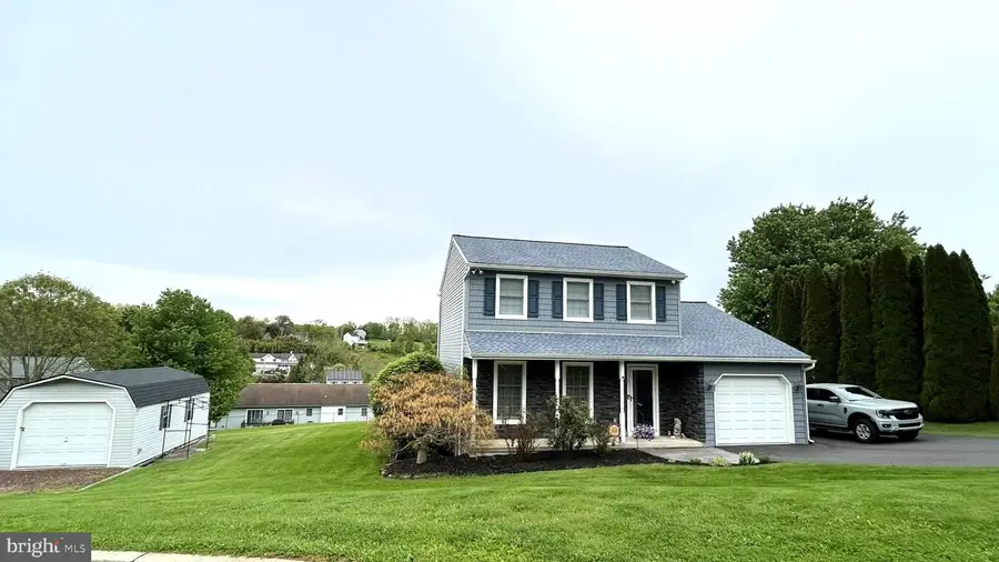114 Arianna Ln, Coatesville, PA 19320 - #2