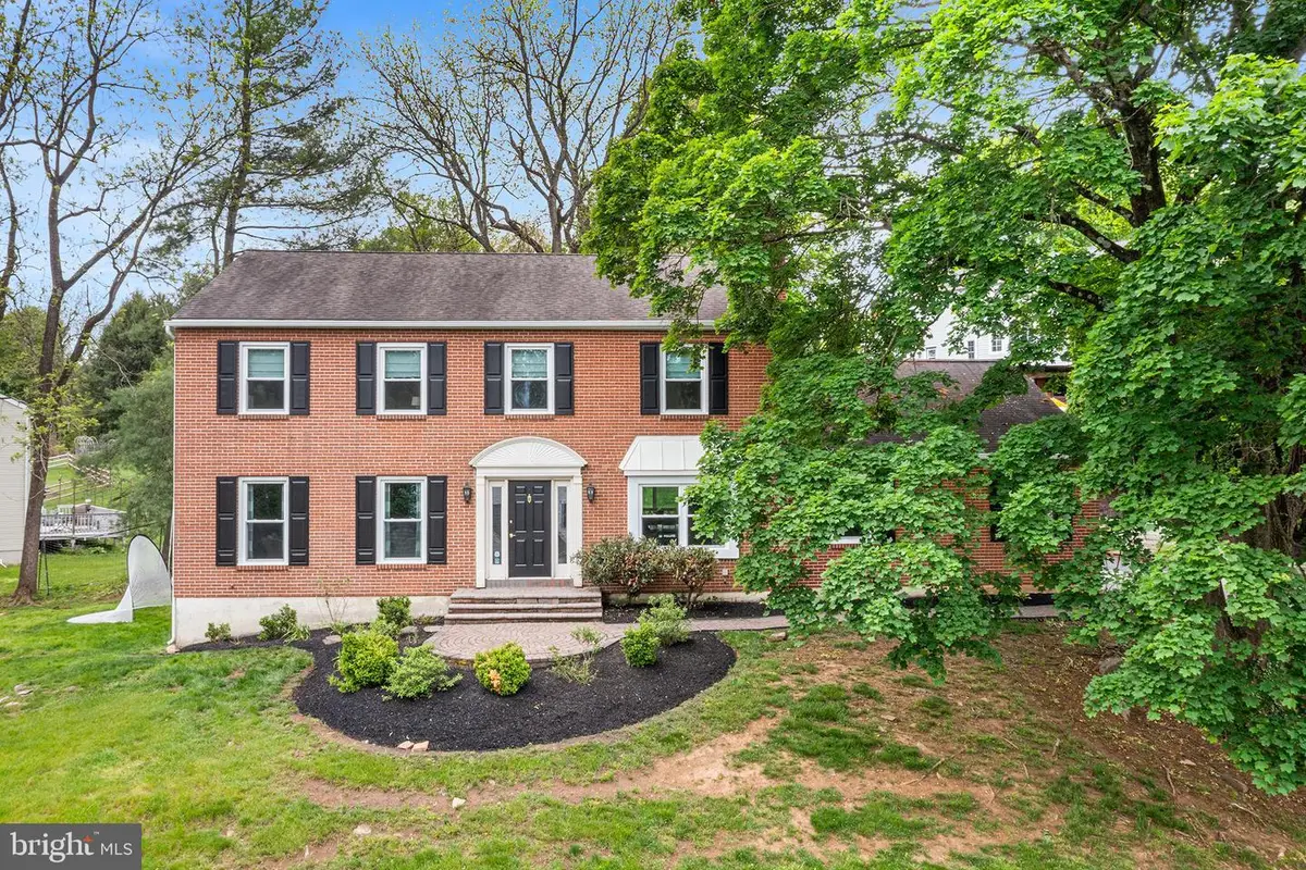 210 James Dr, West Chester, PA 19380 - #1
