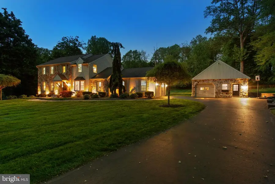 1059 Kerwood Rd, West Chester, PA 19382 - #2