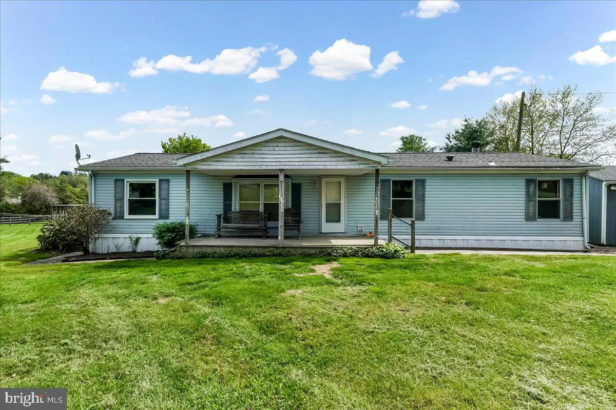 131 Cedarcroft Rd, Kennett Square, PA 19348 - #1