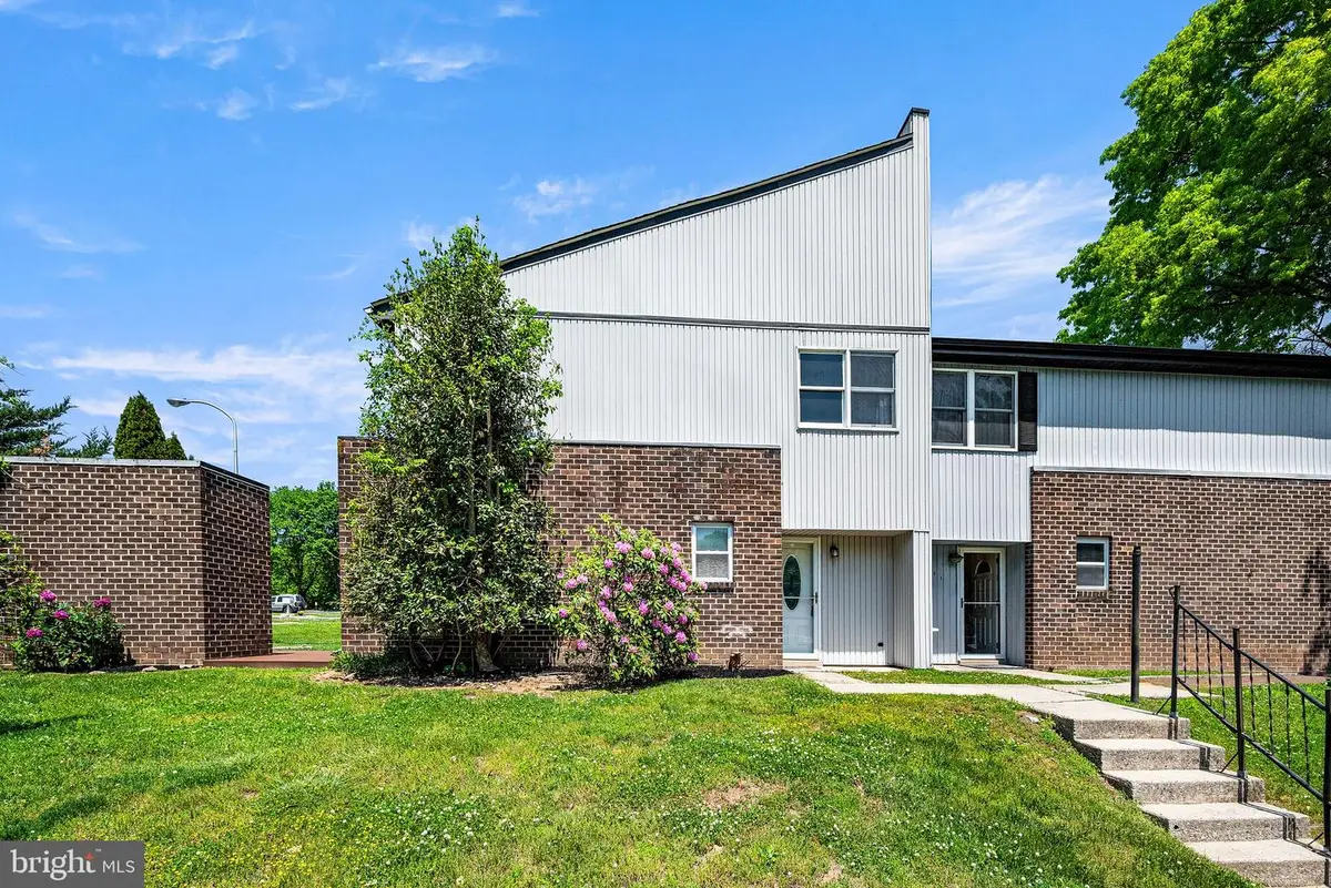 100 Argyll Ct, Downingtown, PA 19335 - #1